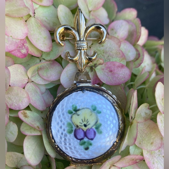 Coro Pegasus Guilloche Locket Brooch